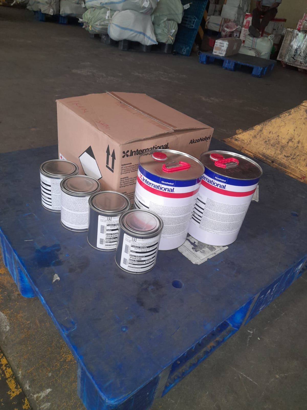 Proses Loading Cargo ke Pesawat